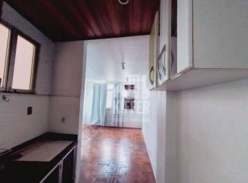 Bom apartamento no Centro, que pode ser usado como sala comercial. · Apartamento, que pode ser usado como Sala comercial.