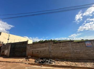 Imagem 1 · Terreno para venda em Centro, Nepomuceno