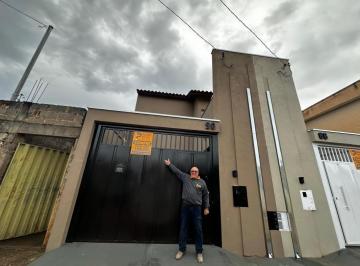 Imagem 1 · Casa para venda em Centro, Nepomuceno