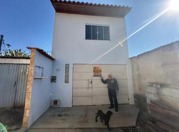 Imagem 1 · Casa para venda em Centro, Nepomuceno