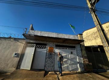 Imagem 1 · Casa para venda em Centro, Nepomuceno