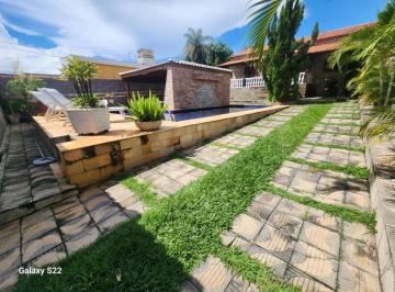 Imagem 1 · Casa para venda em Lago Azul - 1ª Seção, Ibirité