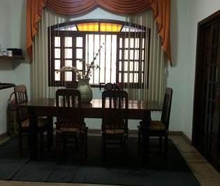 Imagem 1 · Casa para venda em Glória, Contagem