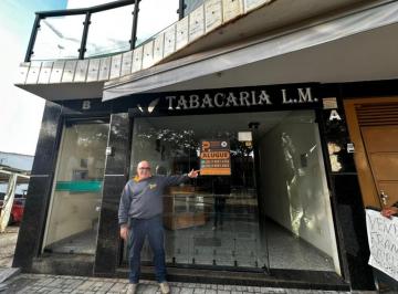 Imagem 1 · Loja-Salão para aluguel em Centro, Nepomuceno