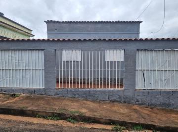 Imagem 1 · Casa para venda em Centro, Nepomuceno