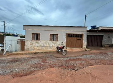Imagem 1 · Casa para venda em Centro, Nepomuceno
