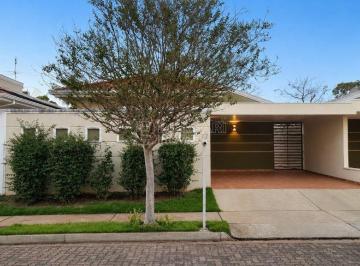 Casa · 131m² · 3 Quartos · 2 Vagas · Casa Condomínio em Araraquara