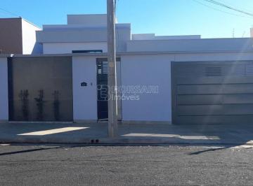 Casa · 175m² · 3 Quartos · 4 Vagas · Casa Padrão em Araraquara