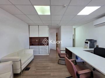 1a5bb885be907e90efb9a06b72eaa4eec04085a8 · Sala comercial à venda no Edifício Torre INC no Bairro Itu Novo Centro em Itu (SP).