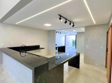Casa de 3 quartos, Suzano · Imóvel a venda em Suzano