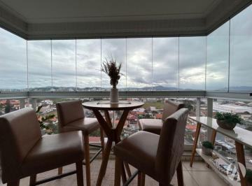 Apartamento de 3 quartos, Florianópolis · Apartamento 03 Dormitórios, vista livre no Novo Estreito