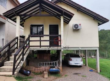 62983eb47190251354a578841fefc618e438f263 · Casa à Venda em Gramado!