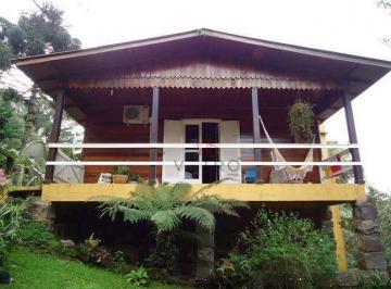 41570f9f7450942ba8bc7a33622f70e5e1aaef6f · Casa no bairro São Bernardo em São Francisco de Paula!