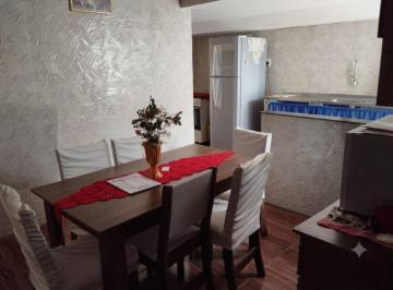 Casa de 2 quartos, Sumaré · Casa com 2 Quartos, 2 Salas e Quintal em Sumaré
CA001382