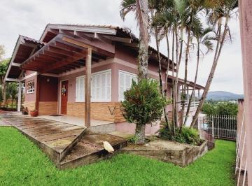 781b2326cee1e02e64695790e9414b60987452e8 · Casa no Centro de Três Coroas!
