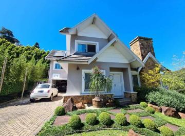 Casa à Venda em Gramado · Casa à Venda em Gramado no Condomínio Alphaville