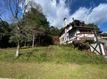 0d157d9b158d522f20c7e5d1dc2bdd10a092fe58 · Terreno à Venda em Gramado!