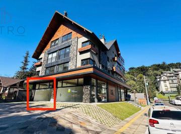 171f17c1bac86f89ad8b58869a8b09b7117d7661 · Sala Comercial à Venda no Centro de Gramado!