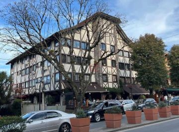 57c30dae3b4547f7541fbec0a4f17f0eaed898cf · Sala Comercial à Venda em Gramado, no Centro!