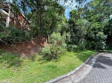 81e20c19c62c7f7a9da1e4115d1568a3bd0ba909 · Terreno à Venda em Gramado!