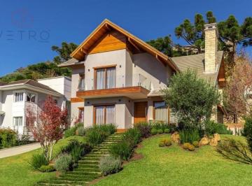 79463d80595d677ff6599ce332f2f871833bcea0 · Casa de Alto Padrão à Venda em Gramado, no Condomínio Alphaville!