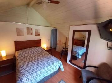 58480da3c6efc53112ae72c247428d74665f508b · Apartamento à Venda em Gramado, Semimobiliado!