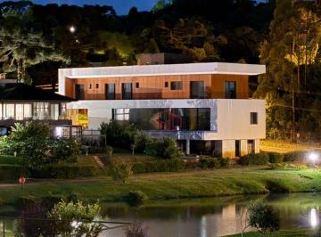 eb56690ba7c76ce9721bfeebb1b55fa739fadaec · Casa no Condomínio Altos Pinheiros em Canela!