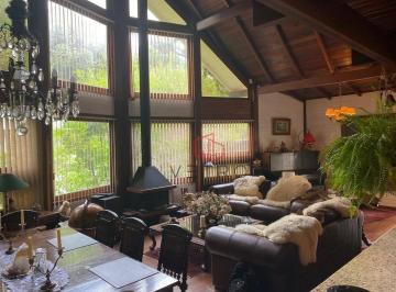 4b9f8ed2ca76119af73c3f27eb62d7048045e7b0 · Casa à Venda em Canela!