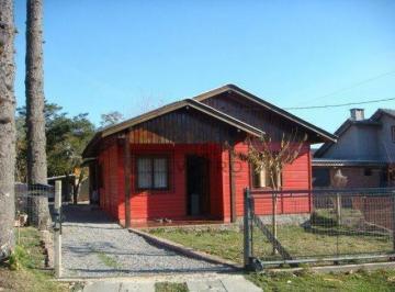 ed32946779808058ab20ee77739965c087b22e84 · Casa à Venda em Canela!