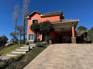 79293f54b5ef554c9aca3164d031d3c95715feae · Casa Mobiliada à Venda em Gramado!