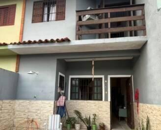 Casa · 73m² · 2 Quartos · 2 Vagas · CASA  PORTEIRA FECHADA 2 QUARTOS 300M MAR ITANHAÉM SP