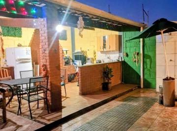 Casa · 133m² · 3 Quartos · 2 Vagas · CASA 3 QUARTOS 2 SUITES 700M DO MAR! CHURRASQUEIRA E FOGÃO A LENHA ITANHAEM