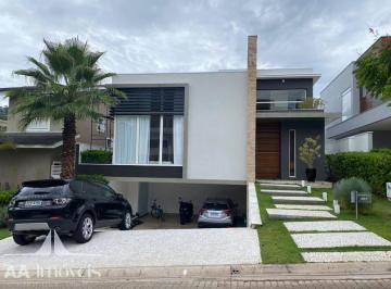Casa · 365m² · 3 Quartos · 4 Vagas · Casa Sofisticada para Locação no Tamboré 11 – Piscina, Spa e Sauna