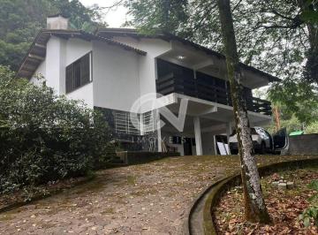 Casa · 364m² · 4 Quartos · 3 Vagas · Sobrado com 4 quartos à Venda, Boa Vista - Joinville