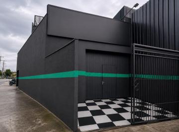 Comercial , Balneário Camboriú · Salão comercial na Av. Marginal Leste em Balneário Camboriú.