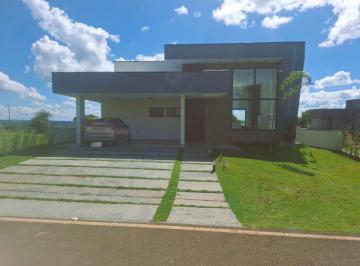 Casa de 3 quartos, Paranapanema · Casa nova de 210m², com 3 suítes/dorms, à venda no Cond Riviera de Santa Cristina XIII.