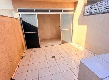 Casa de 2 quartos, São Paulo · Casa de 200 m² com 2 quartos à venda no Jardim Bonfiglioli