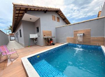Casa de 2 quartos, Itanhaém · Casa com 2 quartos e piscina em Itanhaém.