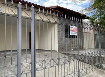 Casa de 3 quartos, Poços de Caldas · Casa 3 quartos para locação no Jardim Ipê