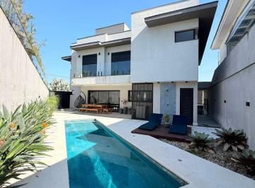 Casa de 3 quartos, Mogi das Cruzes · Casa de Alto Padrão Mobiliada no Aruã Brisas | 600 m² de Terreno | Piscina Aquecida | R$ 25 Mil