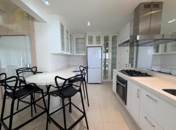 Apartamento · 179m² · 3 Quartos · 4 Vagas · Apartamento para alugar em Maringá, Zona 08, com 3 suítes, com 179 m², Edifício Maison Victória