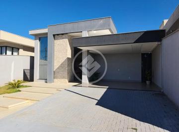 392.jpg · Casa de 3 Quartos com piscina, mobiliada (Porteira fechada) Condomínio fechado Parque dos Buritis -
