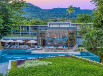 Apartamento · 40m² · 1 Quarto · 1 Vaga · Casa di Sirena – Um Refúgio Exclusivo à Beira-Mar em Ilhabela
