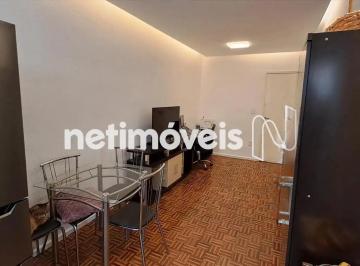Sala · Apartamento de 2 quartos à venda no Castelo – 48 m²;