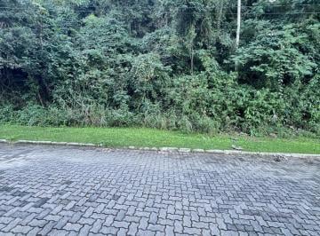 Terreno · 360m² · Lote a Venda no Condomínio Pedra de Inõa