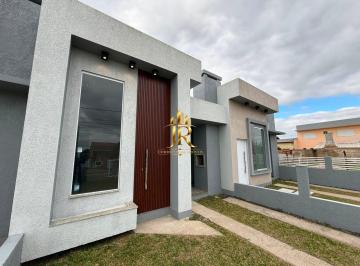 Casa · 2 Quartos · 1 Vaga · Casa de 02 dormitórios com pé direito duplo