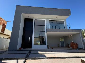 Casa · 200m² · 4 Quartos · 3 Vagas · Alto padrão com 4 dormitórios à venda, 360m² por R$1.200.000 Solaris - Maricá/RJ