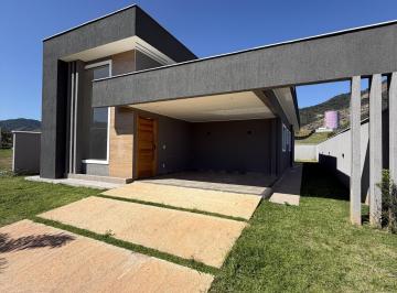 Casa · 145m² · 3 Quartos · 3 Vagas · Casa Contemporânea com Jacuzzi e Área Gourmet no Condomínio Reserva do Pilar