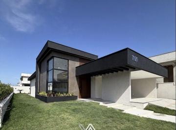 Casa · 200m² · 3 Quartos · 4 Vagas · Casa de alto padrão com 3 dormitórios à venda, 442,27m² por R$1.230.000 - Cond.