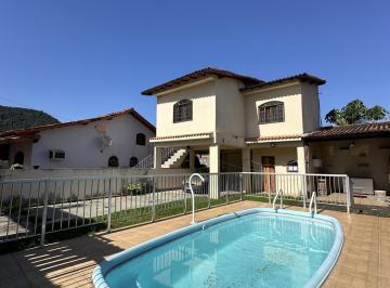 Casa · 194m² · 4 Quartos · 3 Vagas · Casa com 4 quartos à venda por R$ 390.000 -Condado de Maricá/RJ
